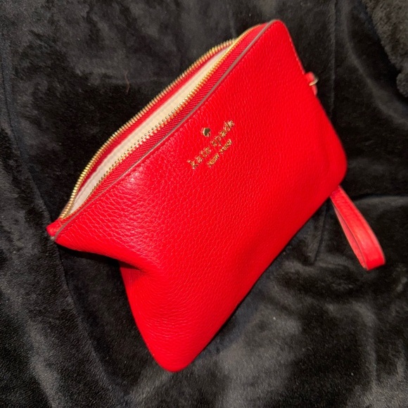 Kate Spade Red and Cream Wristlet - Picture 13 of 15